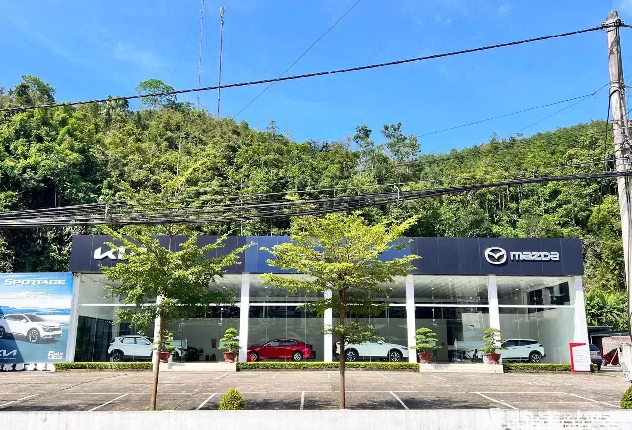 Hình ảnh showroom Mazda Bắc Kạn